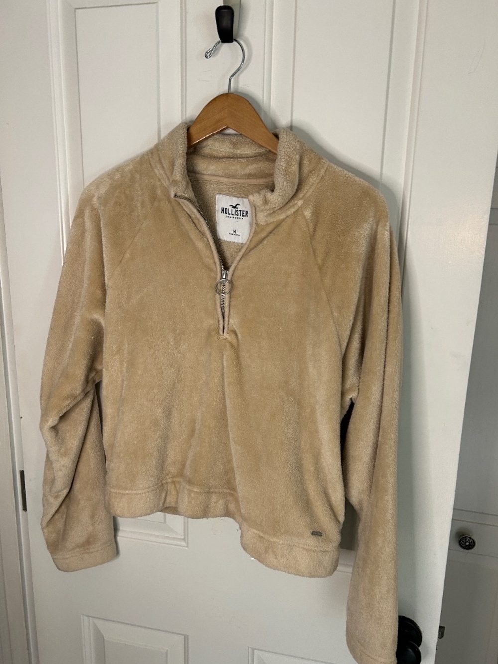 Hollister Co. Cozy Teddy Fleece 1/4 Zip Crop Pullover Sweatshirt Medium Coquette